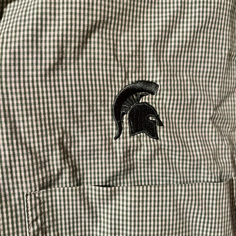 Michigan Sate University Spartans green and white Button down Size Large